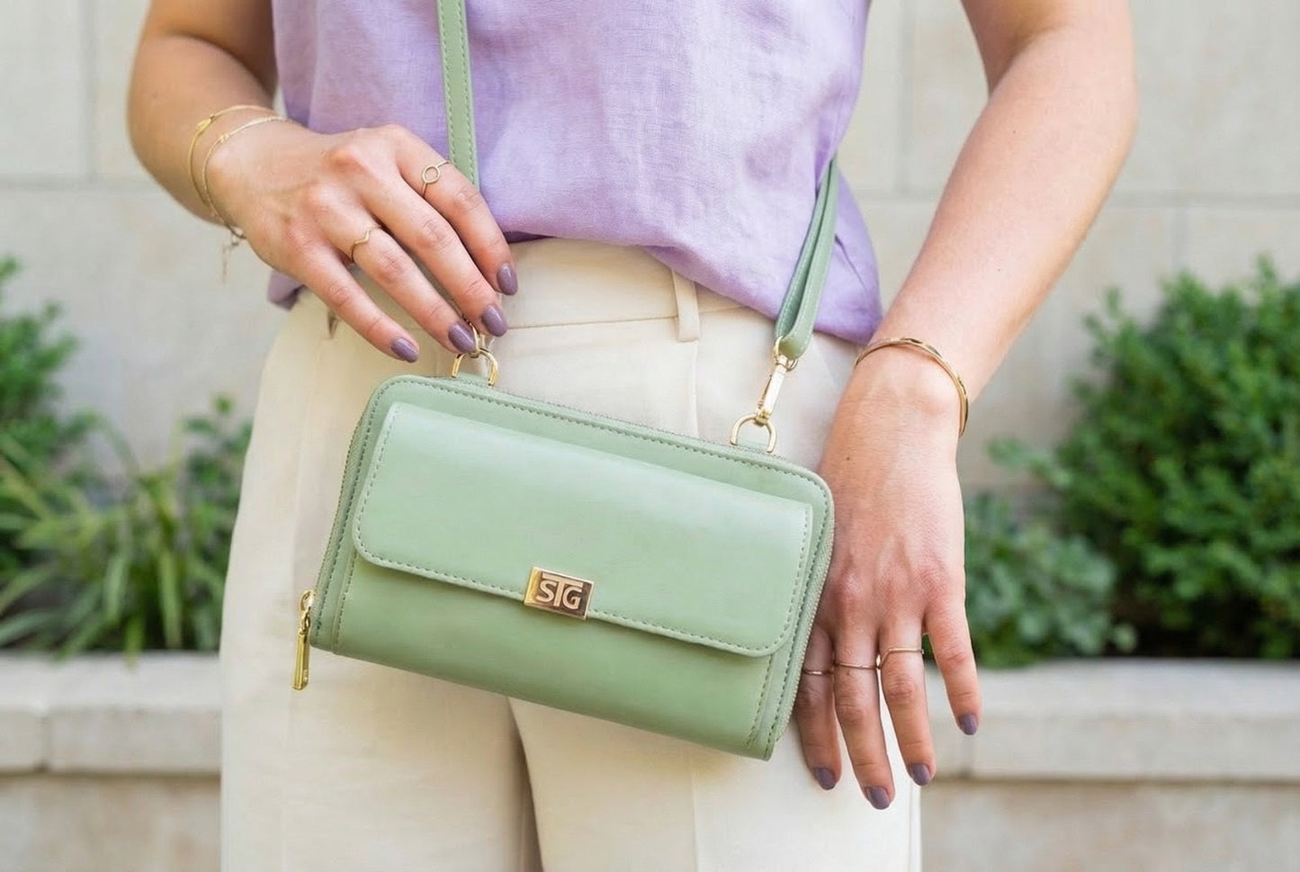 SaveTheGirls Captiva RFID Touch Screen Purse – Secure Crossbody Bag